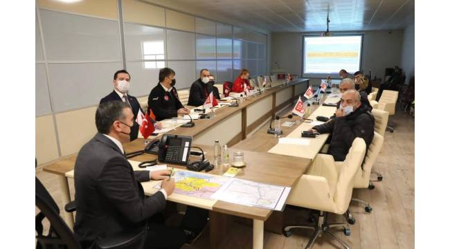 Vali Cevdet Atayl Başkanlığında Yoğun Kar Yağışı Toplantısı Yapıldı
