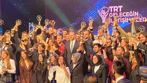 “TRT Geleceğin İletişimcileri Yarışması”nda Düzce Üniversitesi İki Ödül Birden Kazandı