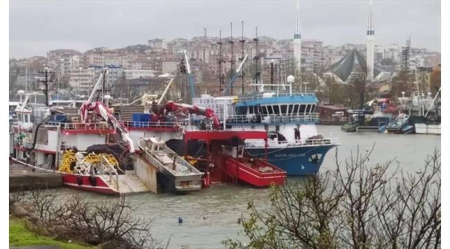 DENİZLERDE AV YASAĞI BAŞLADI