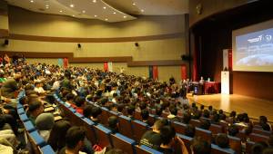 TUSAŞ Yönetim Kurulu Başkanı Düzce Üniversitesi Öğrencileriyle Bir Araya Geldi