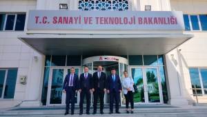 T.C.Sanayi ve Teknoloji Bakanlığı Sanayi Bölgeleri Genel Müdürü ve Türkiye Elektrik İletişim A.Ş. Genel Müdürü ziyaret edildi