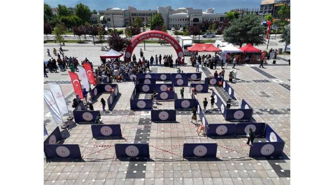 2025 Aile Yılı Kapsamında Anıtpark’ta Renkli Oryantiring Etkinliği