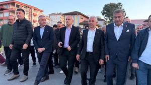 Akçakoca’da 19 Mayıs Coşkusu: Fener Alayı ve Kortej Yürüyüşüyle Bağımsızlık Ruhu Yeniden Canlandı
