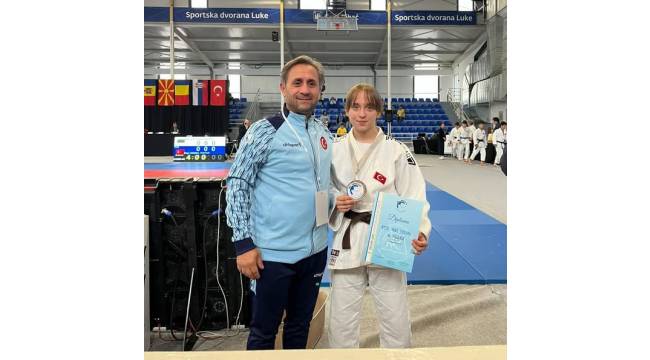 Ayşe Naz Tosun'dan Balkan Şampiyonası’nda Gümüş Madalya