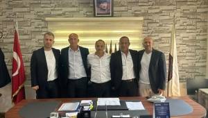 Muammer Büyük Güven Tazeledi: Akçakoca Motorlu Taşıyıcılar Kooperatifi'nde Tek Listeyle Devam Kararı