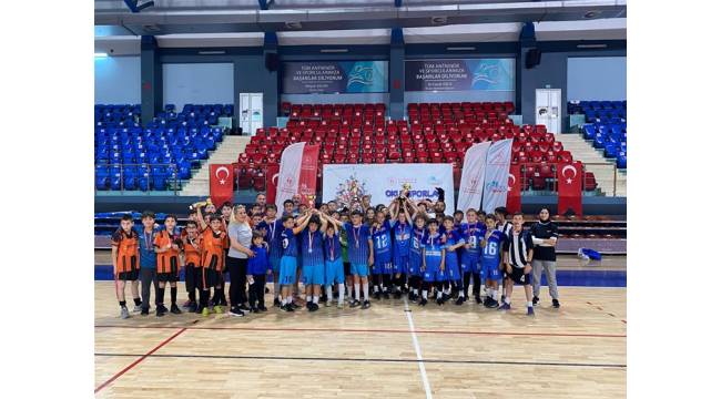 Okul Sporları Küçükler Futsal Müsabakaları Sona Erdi