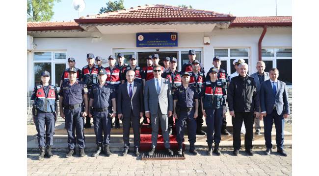 Vali Selçuk Aslan, Akçakoca Melenağzı Jandarma Karakol Komutanlığını Ziyaret Etti
