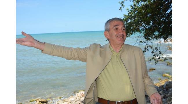 Akçakoca Belediye Başkanı Fikret Albayrak, Kale Plajı'nda Mavi Bayrak İçin Çalışmaları Sürdürüyor