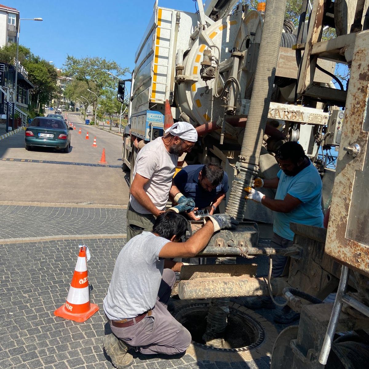 Akçakoca Belediyesi'nden Yaz Öncesi Hat Temizliği Seferberliği