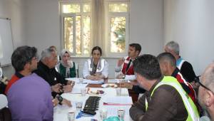 AKÇAKOCA İLÇE DEVLET HASTANESİ’NDE MASA BAŞI EĞİTİM TATBİKATI GERÇEKLEŞTİRİLDİ