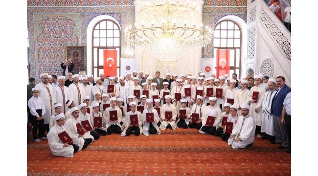 Düzce’de 41 Hafız İçin Gurur Dolu İcazet Töreni