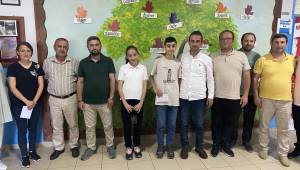 Siyer-i Nebi Yarışmasında Başarılı Olan Öğrenciler Ödüllerini Aldı