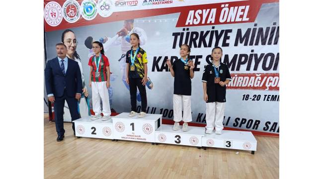 Asya Önel Anısına Düzenlenen Türkiye Minikler Karate Şampiyonası Çorlu’da Gerçekleştirildi