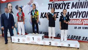 Asya Önel Anısına Düzenlenen Türkiye Minikler Karate Şampiyonası Çorlu’da Gerçekleştirildi