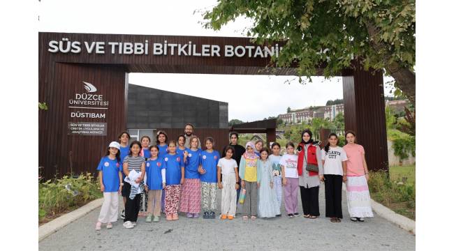Düzce Gençlik Merkezi Yaz Kulübü Öğrencileri, Doğa ile İç İçe Bir Keşfe Çıktı