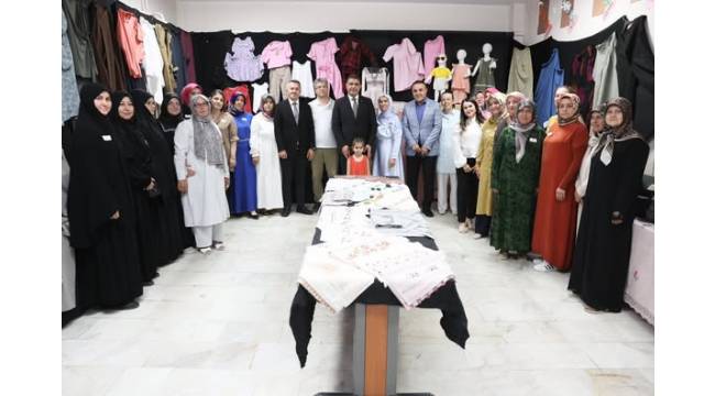 Düzce Halk Eğitimi Merkezi'nden Giyim, Üretim ve El Sanatları Kursu Yıl Sonu Sergisi Açılışı