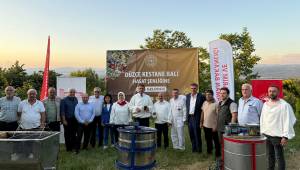 Düzce Kestane Balı Hasadı Şenlik Havasında Gerçekleşti