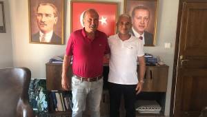 Eski Belediye Başkanı Erol Solak’tan AK Parti İlçe Başkanlığına Ziyaret