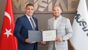 MÜSİAD Başkanı Burhan Özdemir ve Düzce Valisi Selçuk Aslan, Genel Merkezde Buluştu