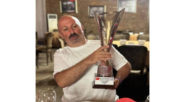 Veteranlar Milli Karması Gürcistan’da Sahaya Çıktı: Gök Spor’dan Erkin Gündoğan Milli Maçta Akçakoca’yı Temsil Etti