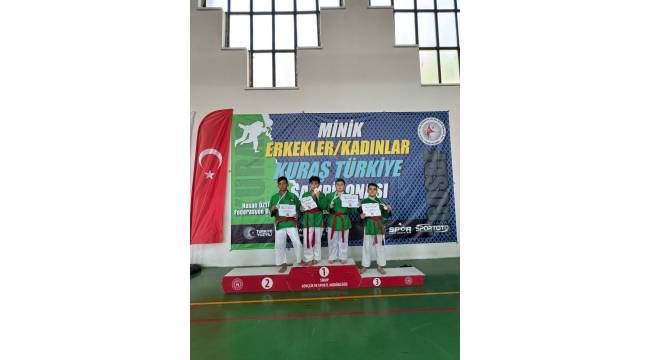 Minik Sporcularımızdan Kuraş Şampiyonasında Büyük Başarı