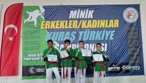Minik Sporcularımızdan Kuraş Şampiyonasında Büyük Başarı