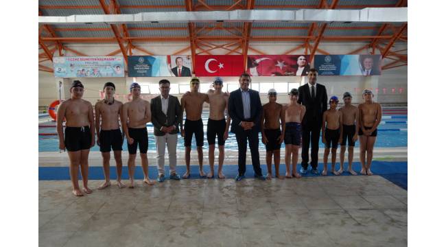 Vali Aslan, Yaz Spor Okulları’nda Gençlerle Bir Araya Geldi