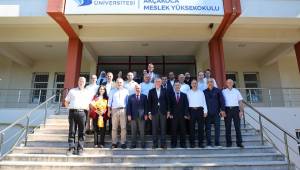 Akçakoca Turizm Fakültesi’nde Dekanlık Devir Teslim Töreni Gerçekleştirildi