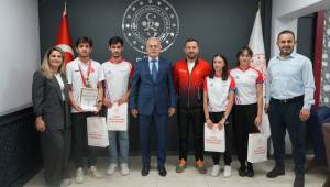 Başarılı Oryantiring Sporcularından İl Müdürü'ne Ziyaret