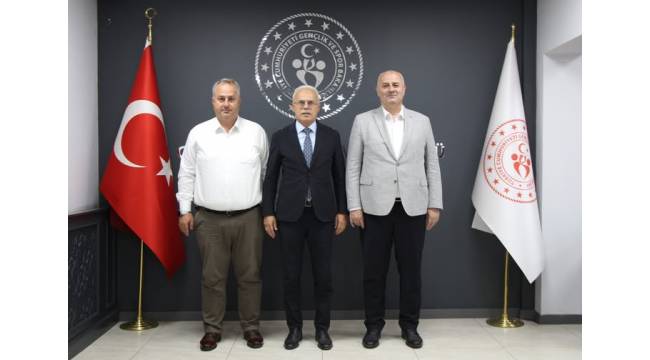 Çilimli Projeleri Masaya Yatırıldı: Başkan Yıldız ve Kazancı'dan İl Müdürü Arslantürk’e Ziyaret