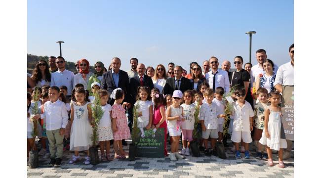 DÜZCE ÜNİVERSİTESİ ANAOKULU’NDAN MİNİK ELLERLE GELECEĞE NEFES: FİDAN DİKME ETKİNLİĞİ