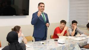 Düzce Valisi Selçuk Aslan’dan Arsal Anadolu Lisesi Pansiyonuna Sürpriz Ziyaret
