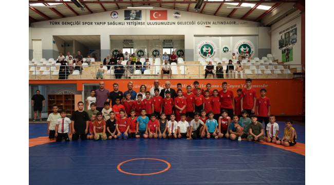 İl Müdürü Arslantürk’ten Spor Tesislerine Yakın Takip