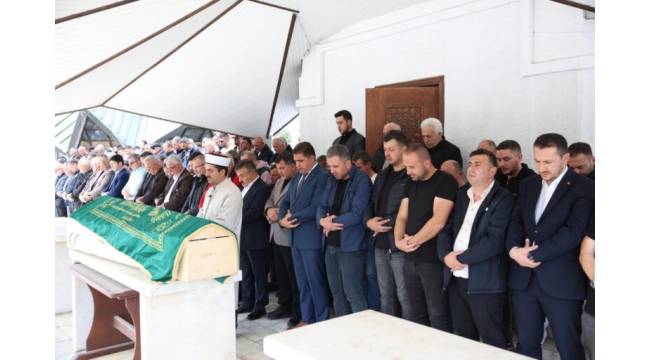 Akçakoca Esnafının Sevilen İsmi Gürol Sarı Hayatını Kaybetti