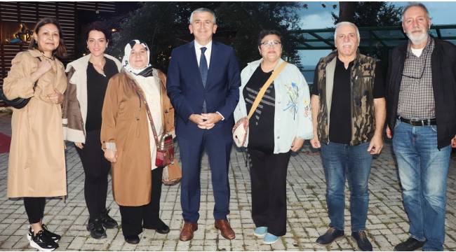 Başkan Fikret Albayrak, Yukarı Mahalle Yöresel Pazarı Yönetimiyle Bir Araya Geldi