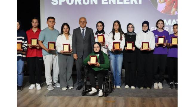 Düzce'de Amatör Spor Haftası ve Sporun Enleri Ödül Töreni Coşkulu Bir Şekilde Sona Erdi