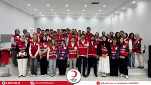 Düzce'de Genç Gönüllülere Temel Afet Eğitimi Verildi