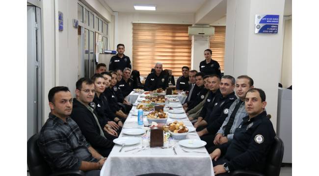 İl Emniyet Müdürü İbrahim ERGÜDER, Belge Yönetimi ve Koordinasyon Şube Müdürlüğü Personeliyle Bir Araya Geldi