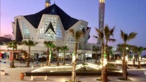 Düzce’nin dört bir yanında tarih ve mimarinin izlerini taşıyan camiler ziyaretçilerini bekliyor