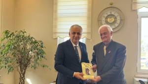 Ecz. Ahmet Özbakır’dan Kaymakam V. Şevket Cinbir’e Ziyaret