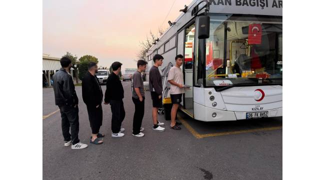 Hafız Hasan Şen Yurdu Öğrencilerinden Örnek Davranış: Kızılay’a Kan Bağışı
