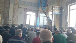 İmam Hatipli Öğrencilerden Cuma Görevi