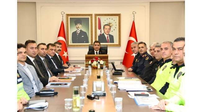 Trafik İşaret ve Levhalarının Sadeleştirilmesi Komisyonu Toplandı