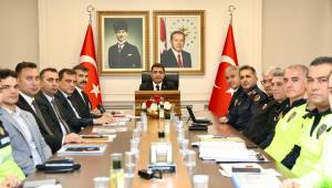 Trafik İşaret ve Levhalarının Sadeleştirilmesi Komisyonu Toplandı