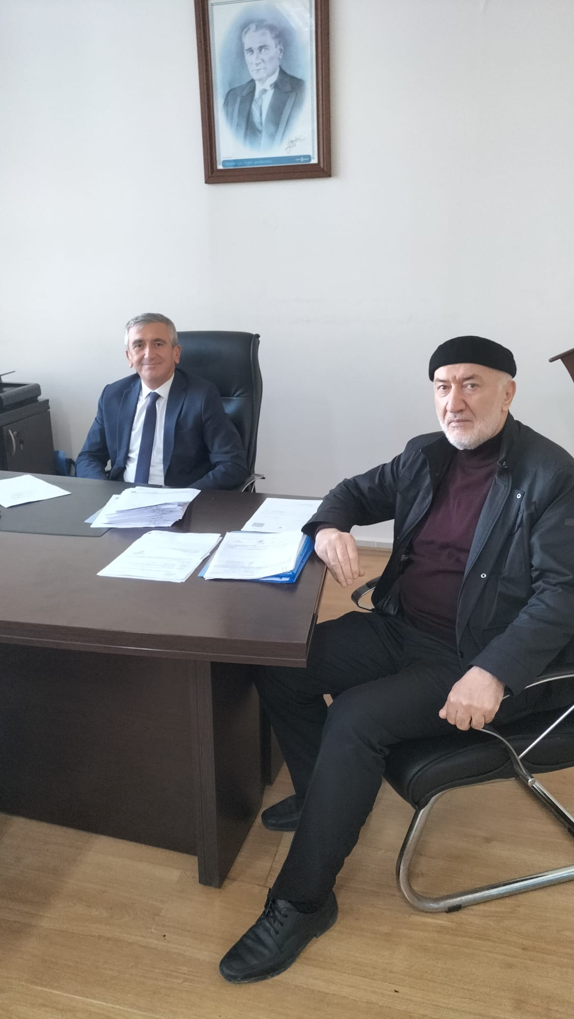 YENİ AKÇAKOCA HABER GAZETESİ’NDEN BAŞKAN FİKRET ALBAYRAK’A ZİYARET