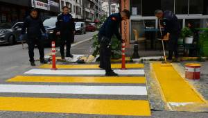Akçakoca’da Yaya Güvenliği İçin Delinatör Çalışmaları Başladı