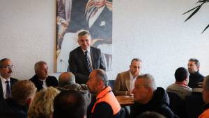 Başkan Albayrak, Temizlik İşleri Personeliyle Güne Başladı