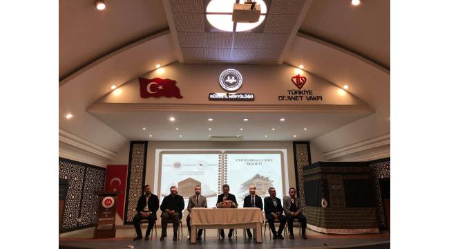 Düzce’de Umre Hazırlık Kursu Eğitim Seminerleri Düzenlendi