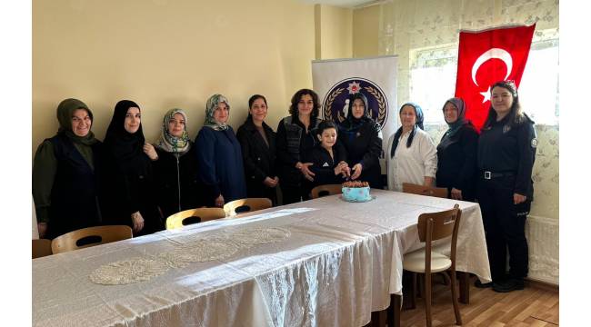 Düzce Polis Lojmanlarında Dikiş-Nakış Kursu Açıldı