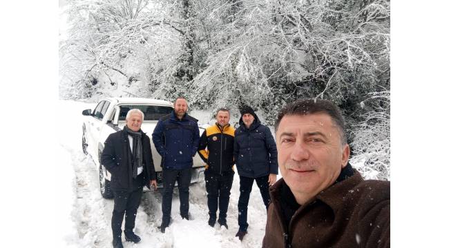 Kuru Kavak ve Kara Tavuk Köylerinde Karla Mücadele Sürüyor